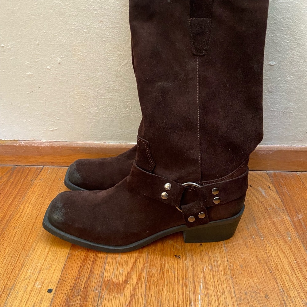 Steve Madden Brown Suede Boots